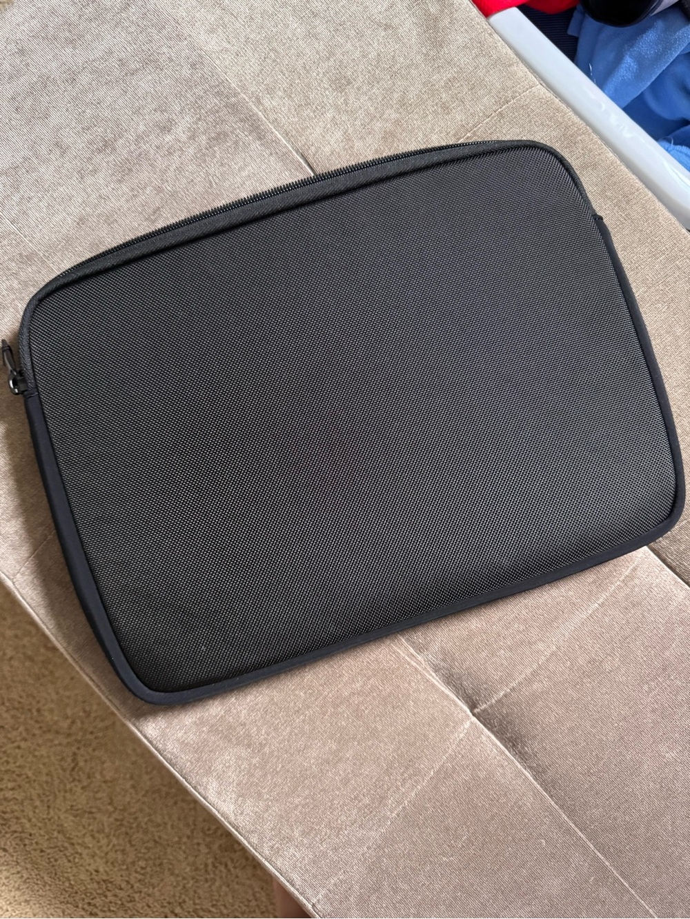 Tumi Black Laptop/iPad Sleeve Organizer - Picture 2 of 5